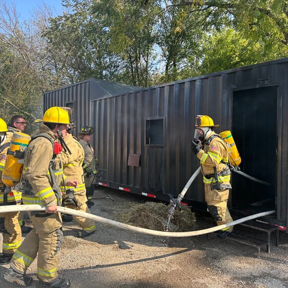 FIREFIGHTER CALENDAR for LIVE SHOW FRIDAY !!! - Picture 4 of 16